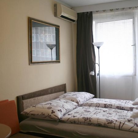 Victor Hugo Central Apartment 布达佩斯 外观 照片